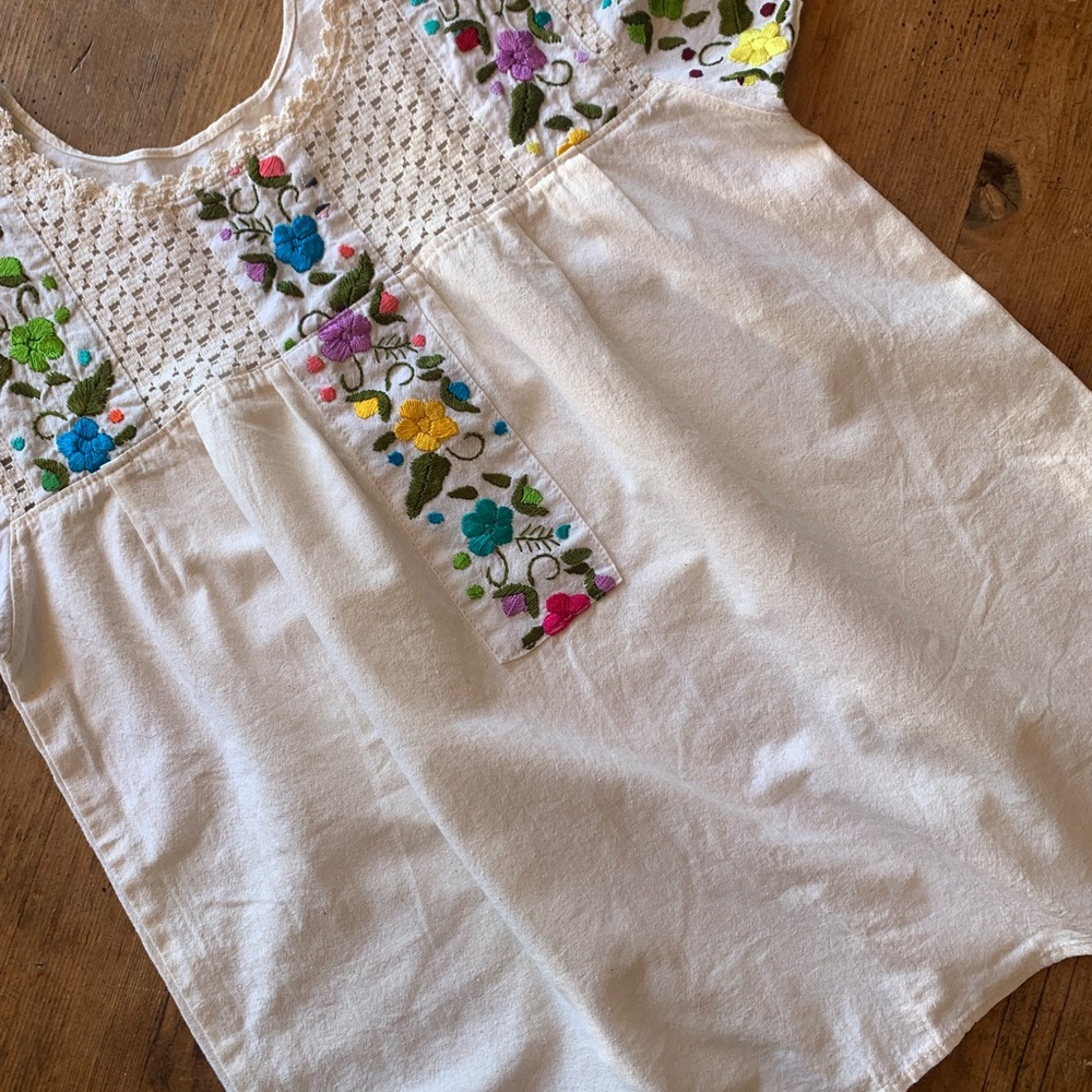 White Top with Colorful Floral Embroidery - Picture 7 of 16